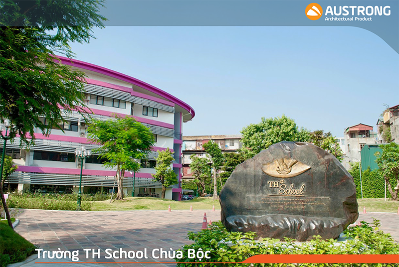 Trường THCS TH School
