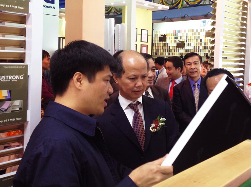tran-nhom-austrong-viet-nam-dat-cup-vang-trien-lam-quoc-te-vietbuild