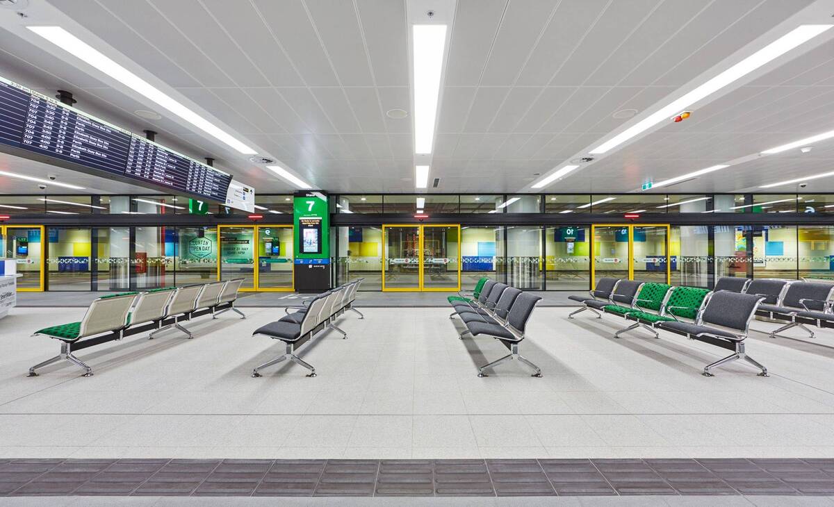 Trần nhôm Hook-on Tile