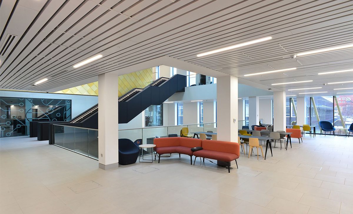 Trần nhôm Multi B-Shaped