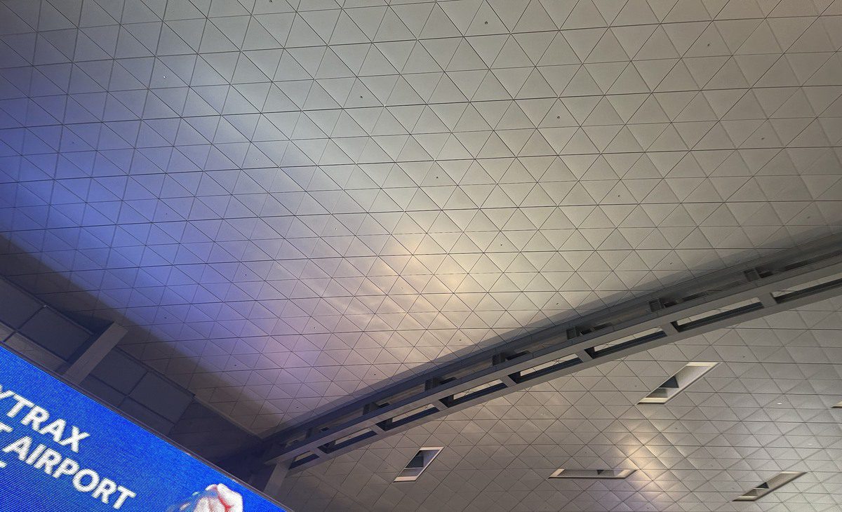 Trần nhôm tam giác Triangle – Tiles