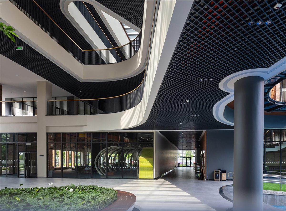 truong-hop-BRIGHTTON-college-2+